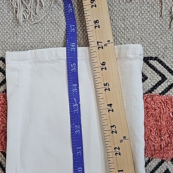 CURRENT ELLIOTT THE ORIGINAL STRAIGHT BUTTON FLY JEANS IN SUGAR, SZ 27 - Picture 11 of 12